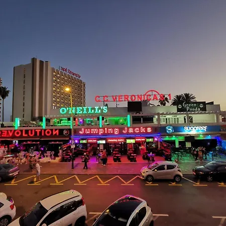 Home2book Triplex Disco Americas, Terrace Apartament