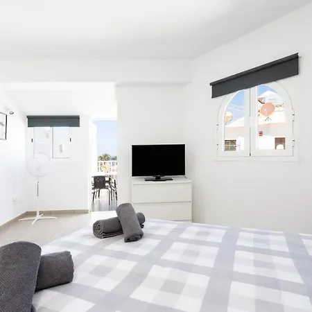 Home2book Triplex Disco Americas, Terrace Arona (Tenerife)