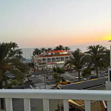 Apartment Home2book Triplex Disco Americas, Terrace *