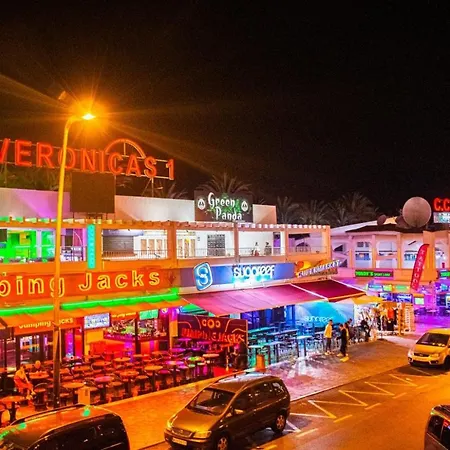 Apartament Home2book Triplex Disco Americas, Terrace