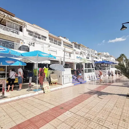 Home2book Triplex Disco Americas, Terrace Apartment