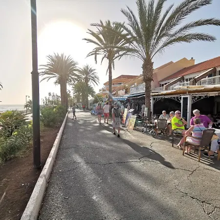 Home2book Triplex Disco Americas, Terrace Apartment *